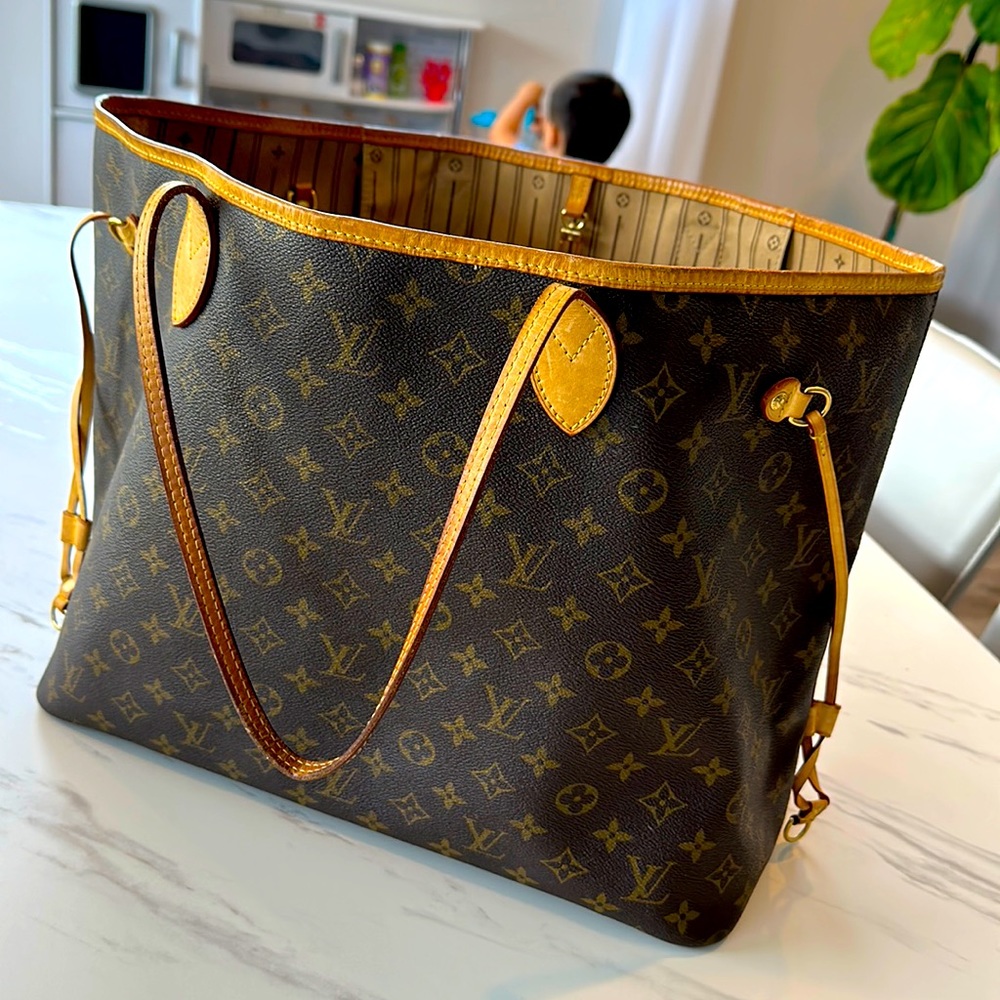 Neverfull GM Louis Vuitton bag